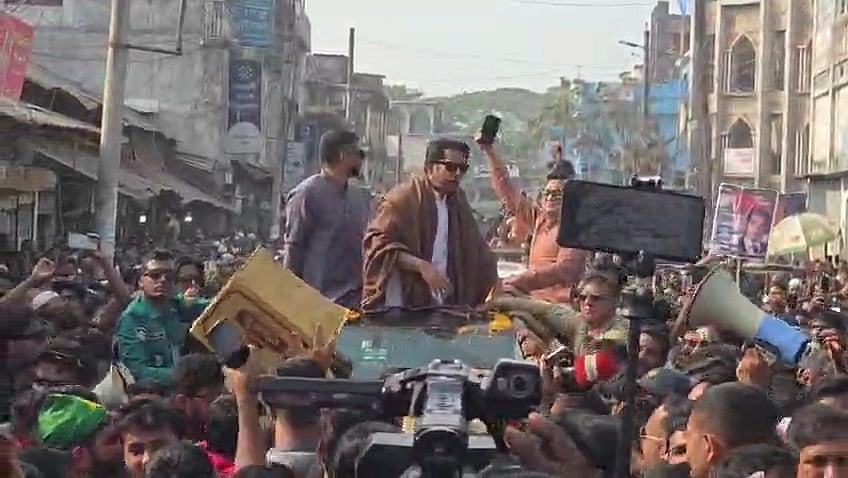 ভোলায় গিয়েই প্রচারে নামলেন বিজেপির আন্দালিভ রহমান পার্থ