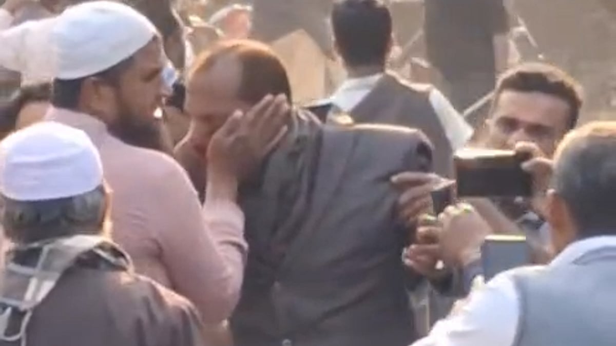 ধানের শীষ ও দাঁড়িপাল্লার সমর্থকদের সংঘর্ষে চুয়াডাঙ্গায় ১৪ জন আহত