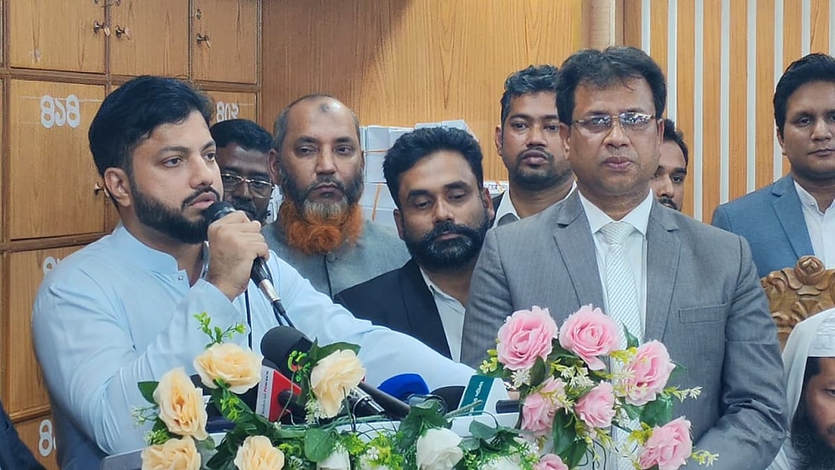 স্বাধীনতাবিরোধী রাজাকারদের ছাড় দেওয়ার সুযোগ নেই: ইশরাক হোসেন