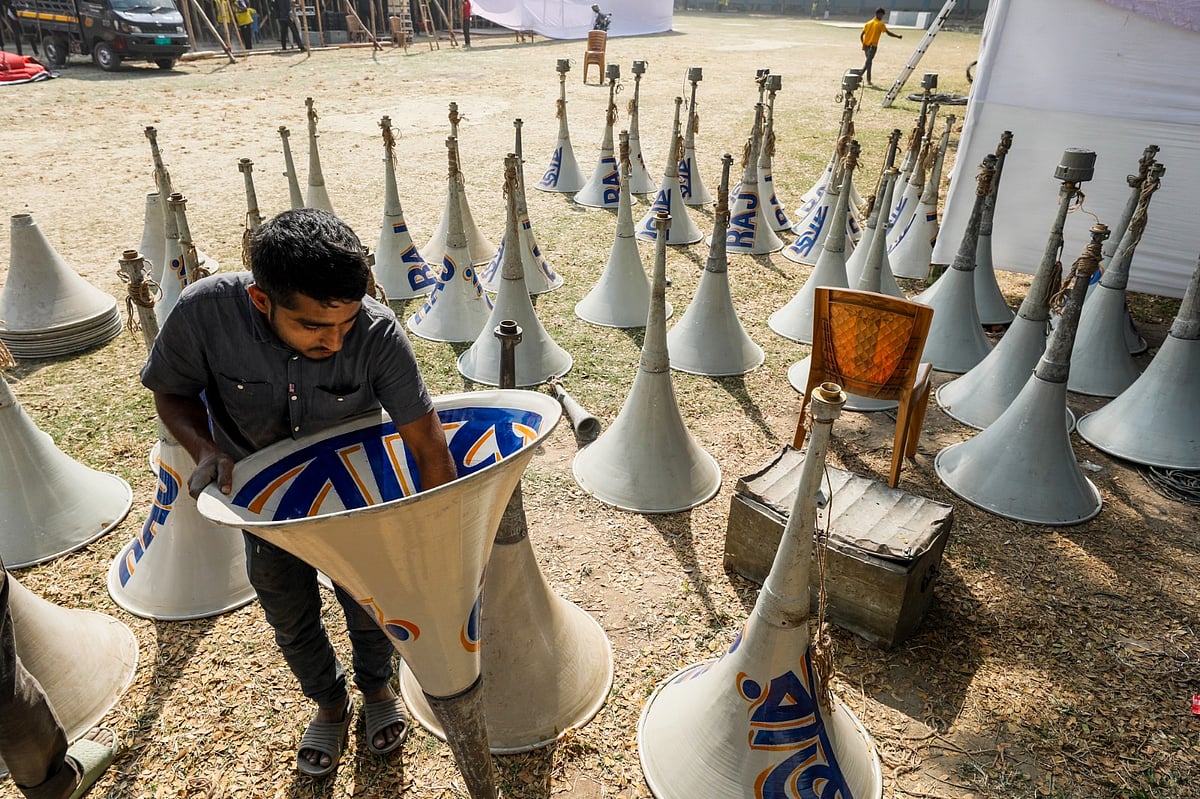 চট্টগ্রামে জনসভার আগের রাতে ১৮ মাইক চুরি