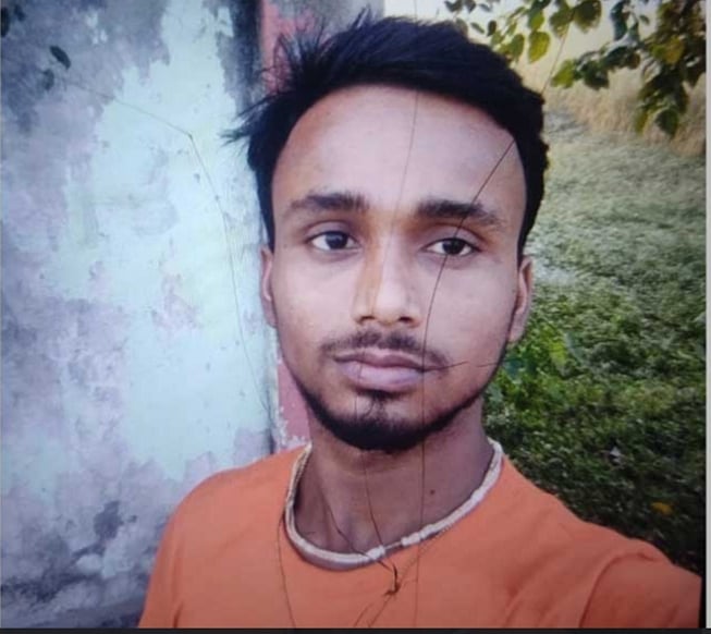 নরসিংদীতে গ্যারেজে যুবকের দগ্ধ লাশ, সূত্রপাত কীভাবে তদন্ত করছে পুলিশ