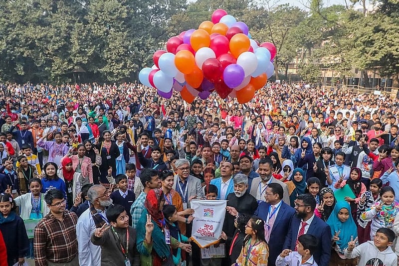 ‘গণিত শেখো, স্বপ্ন দেখো’—ঢাকায় গণিত উৎসবের যাত্রা শুরু