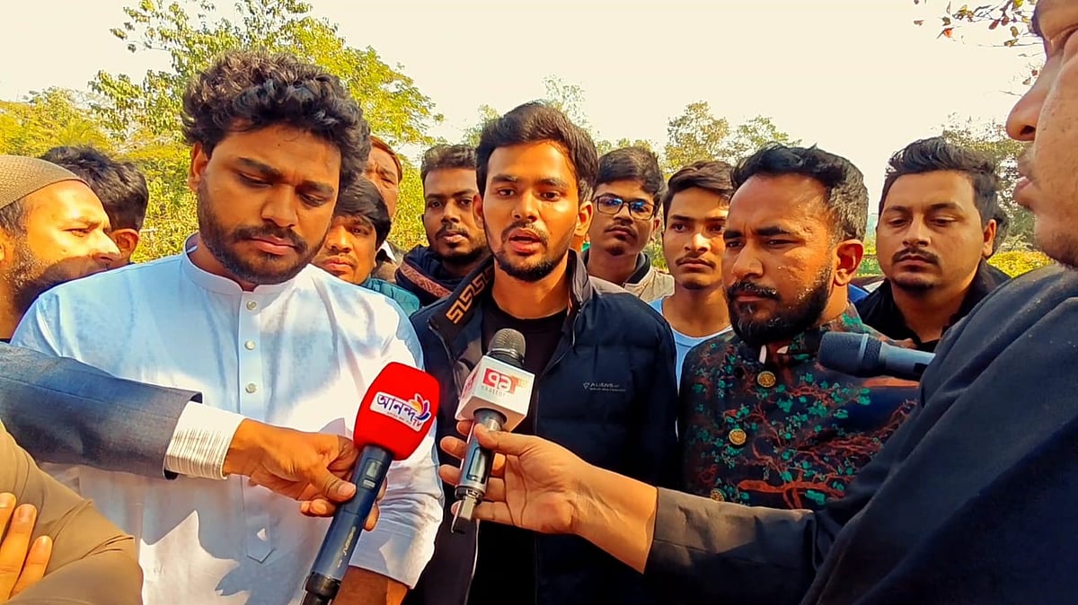 এনসিপির নির্বাচনী পদযাত্রা শুরু, ‘হ্যাঁ’ ভোটের সঙ্গে চলবে শাপলা কলির প্রচার