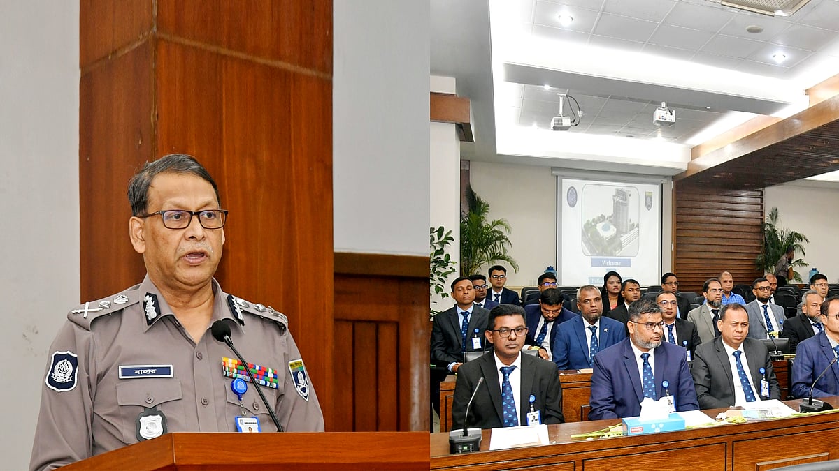 ছবি: পুলিশ সদর দপ্তরের সৌজন্যে