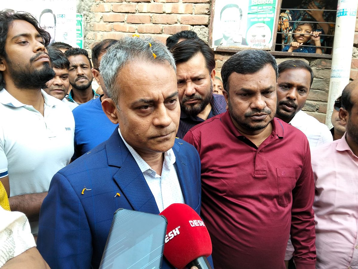 বিকাশে টাকা দিয়ে ভোট চাইছে একটা গুপ্ত দল: বিএনপি প্রার্থী রবিউল আলম