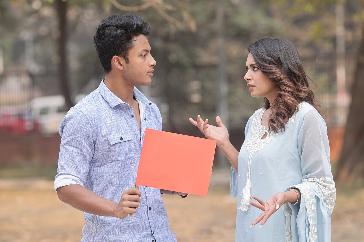 আপনার রিলেশনে কোন ফ্ল্যাগ উড়ছে? সেই ফ্ল্যাগের মানে জেনে নিন