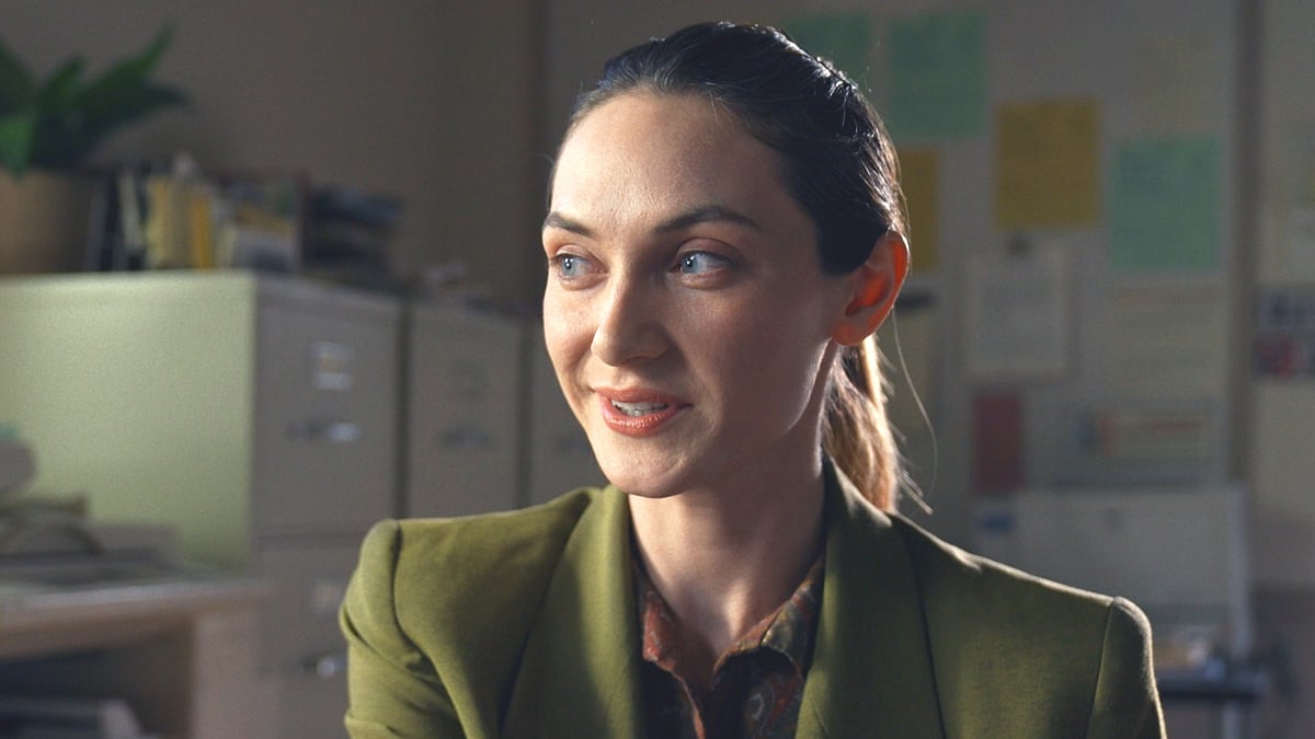 যুক্তরাষ্ট্রে চাকরির জন্য হন্য হয়ে ঘুরতে থাকা মেয়েটি গাড়ির মধ্যে ঘুমায়