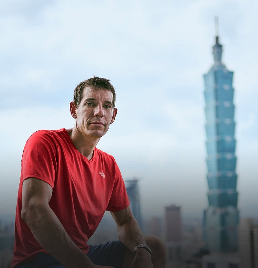 খালি হাতে ১০১ তলা ভবনের চূড়া জয় করা কে এই অ্যালেক্স হনোল্ড