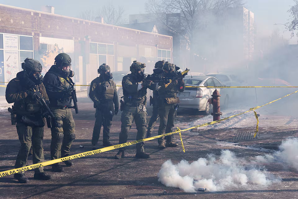Protesters clash with ICE agents in Minneapolis, Minnesota. January 24, 2026