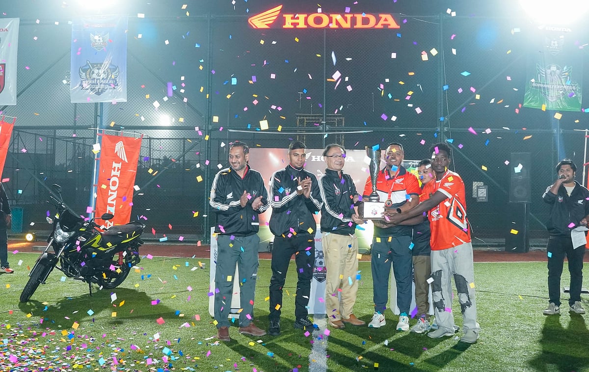 হোন্ডা ফুটসাল লিগের আসরে চ্যাম্পিয়ন ‘সরদার কিংস ইলেভেন’