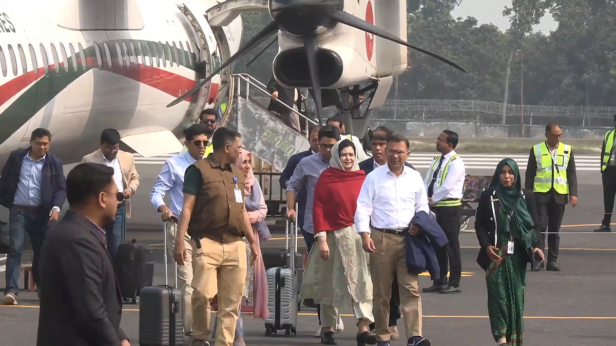 জুবাইদা রহমানকে নিয়ে উত্তরাঞ্চলে নির্বাচনী প্রচারে তারেক রহমান