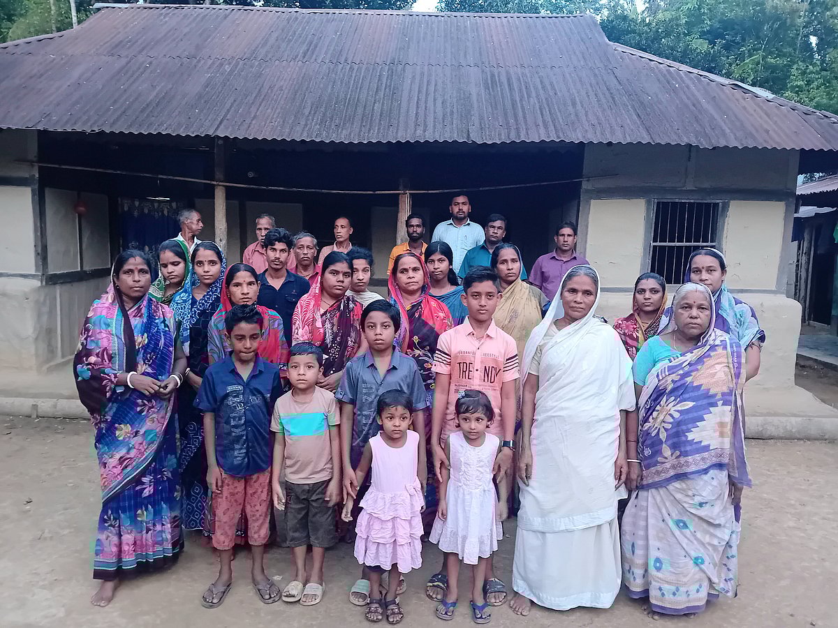 ৮০ বছরের একান্নবর্তী পরিবার, সদস্যসংখ্যা এখন ৫০