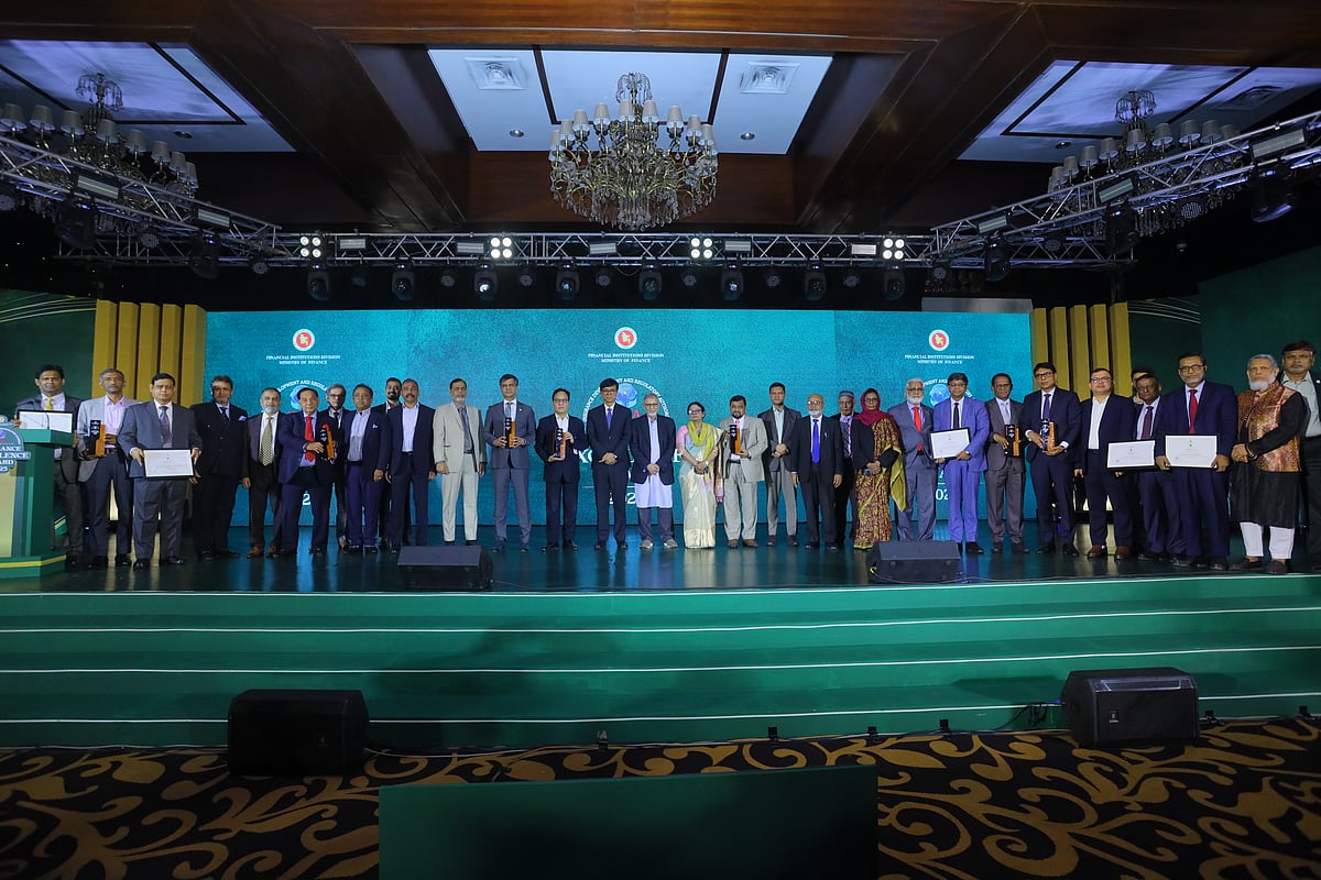 আইডিআরএ এক্সিলেন্স অ্যাওয়ার্ড: মেটলাইফ ও প্রগতি সেরা