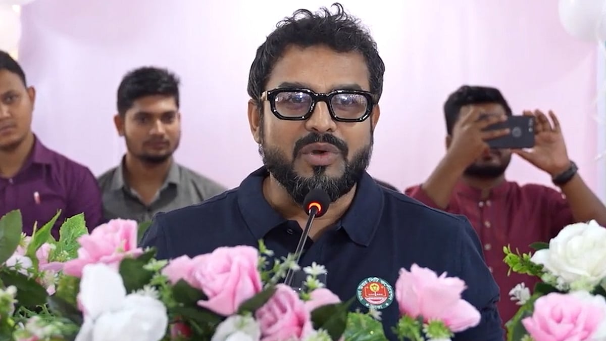 ক্ষমতার অপব্যবহার ও দুর্নীতির অভিযোগ ডিএনসিসির প্রশাসক এজাজের দেশত্যাগে নিষেধাজ্ঞা