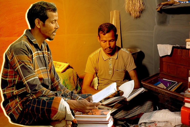দিনমজুর রশিদুল সবার জন্য তুলে ধরেছেন বই পড়ার নতুন অর্থ