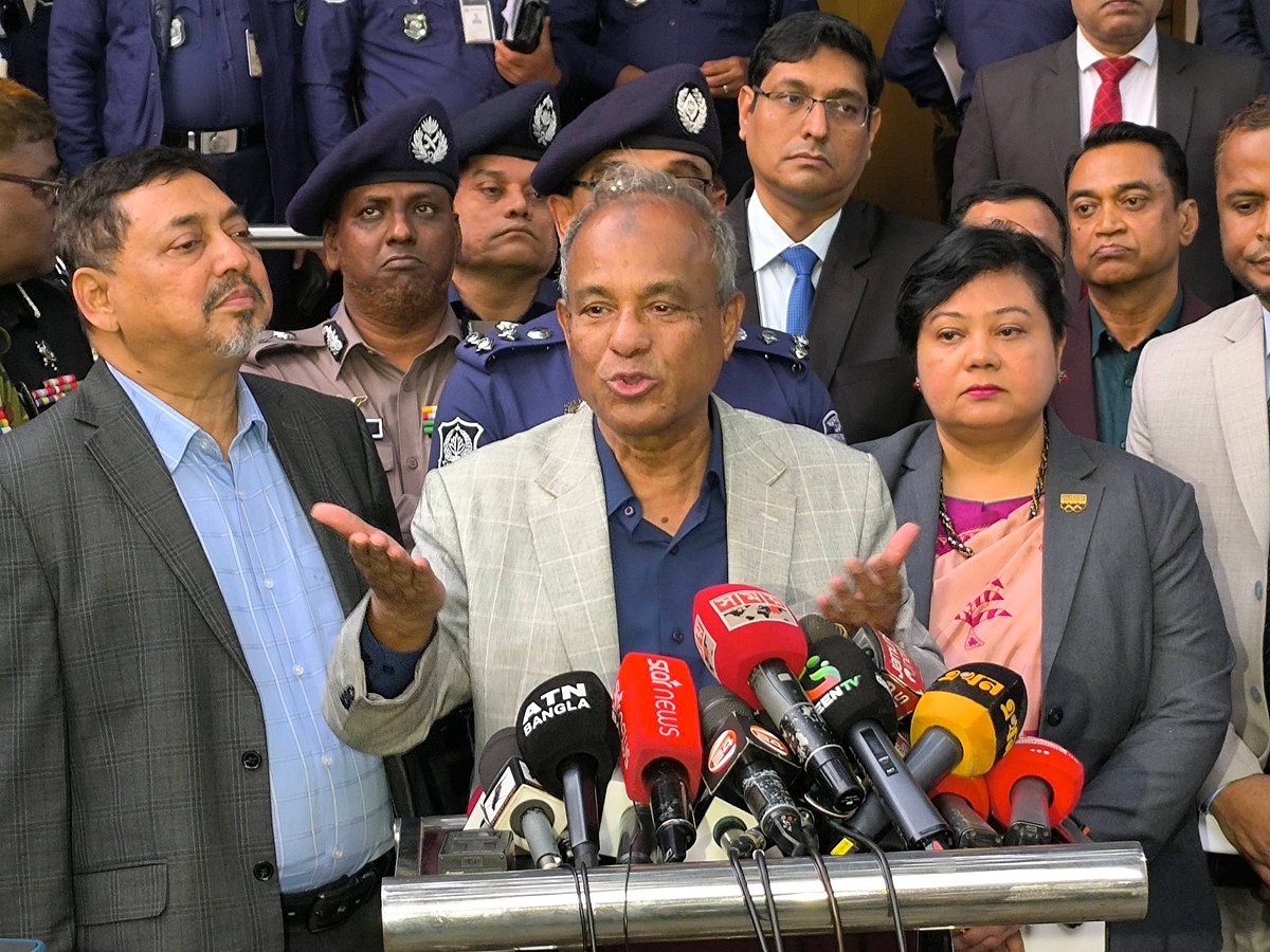 নির্বাচনে কোথাও কেন্দ্র দখল হলে কেউ ছাড় পাবে না: স্বরাষ্ট্র উপদেষ্টা