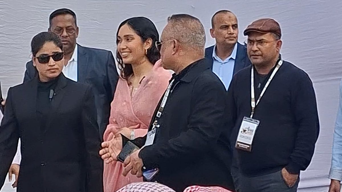 তরুণ ভোটারদের সঙ্গে চায়ের আড্ডায় জাইমা রহমান