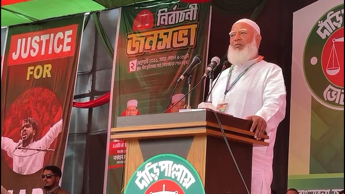 ‘মা-বোনদের অপমানের প্রতিবাদ করায় চোরের মতো আমার পেছনে লেগেছে’