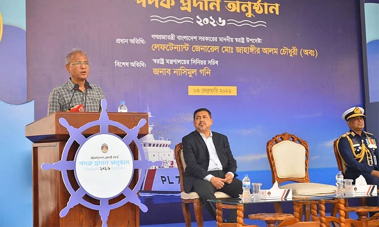 নির্বাচনে আইনশৃঙ্খলা রক্ষাকারী বাহিনীর সদস্যদের নিরপেক্ষতার প্রশ্নে সরকার বিন্দুমাত্র শৈথিল্য দেখাবে না: স্বরাষ্ট্র উপদেষ্টা