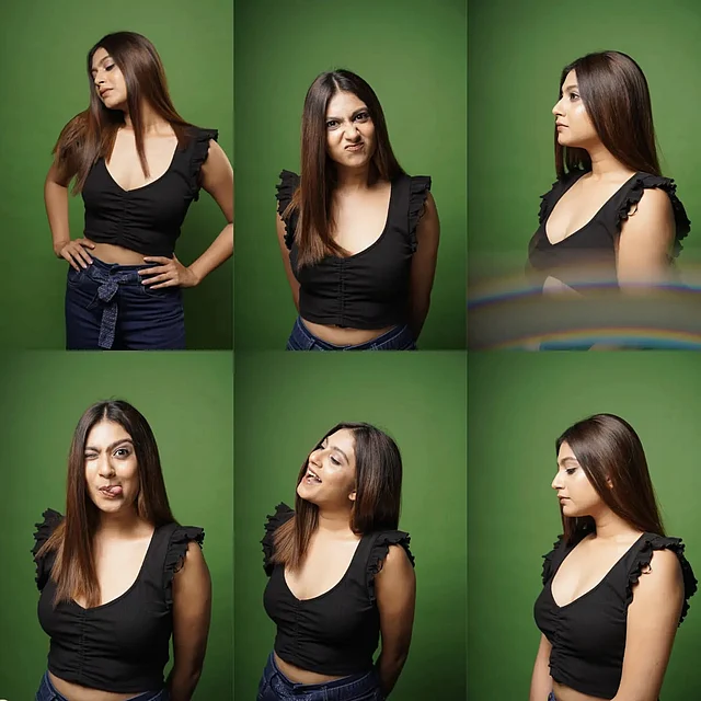 নানা মুডে আছেন শুভস্মিতা। পরেছেন কালো ডিপনেক ক্রপ টপ আর ডেনিম প্যান্ট। 