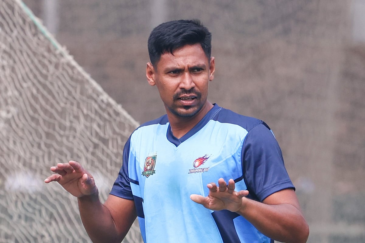 ‘ফিজ তোমাকে ভালোবাসি’, বললেন লাহোর কালান্দার্সের মালিক