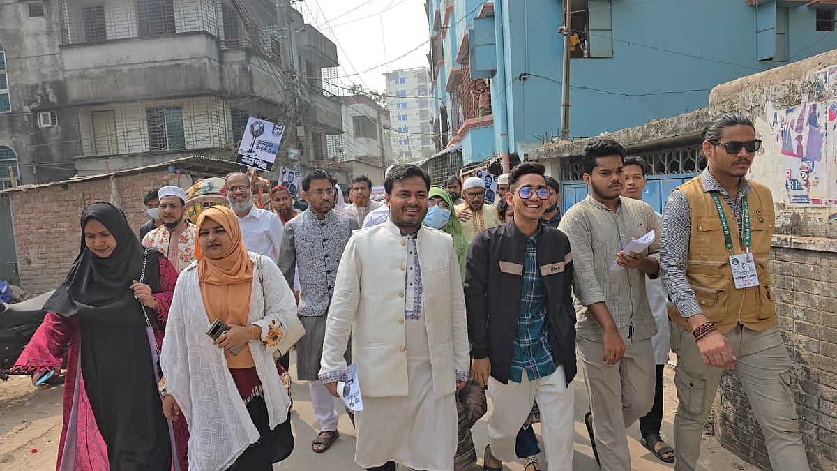 বিএনপি সন্ত্রাস প্রতিপালন করছে, অভিযোগ এনসিপির আরিফুলের