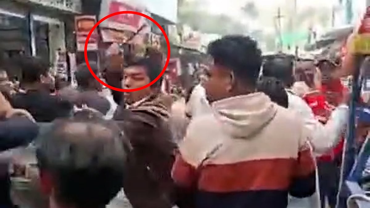 মাদারীপুরে নির্বাচনী প্রচারণায় দুই প্রার্থীর সমর্থকদের মধ্যে পাল্টাপাল্টি হামলা