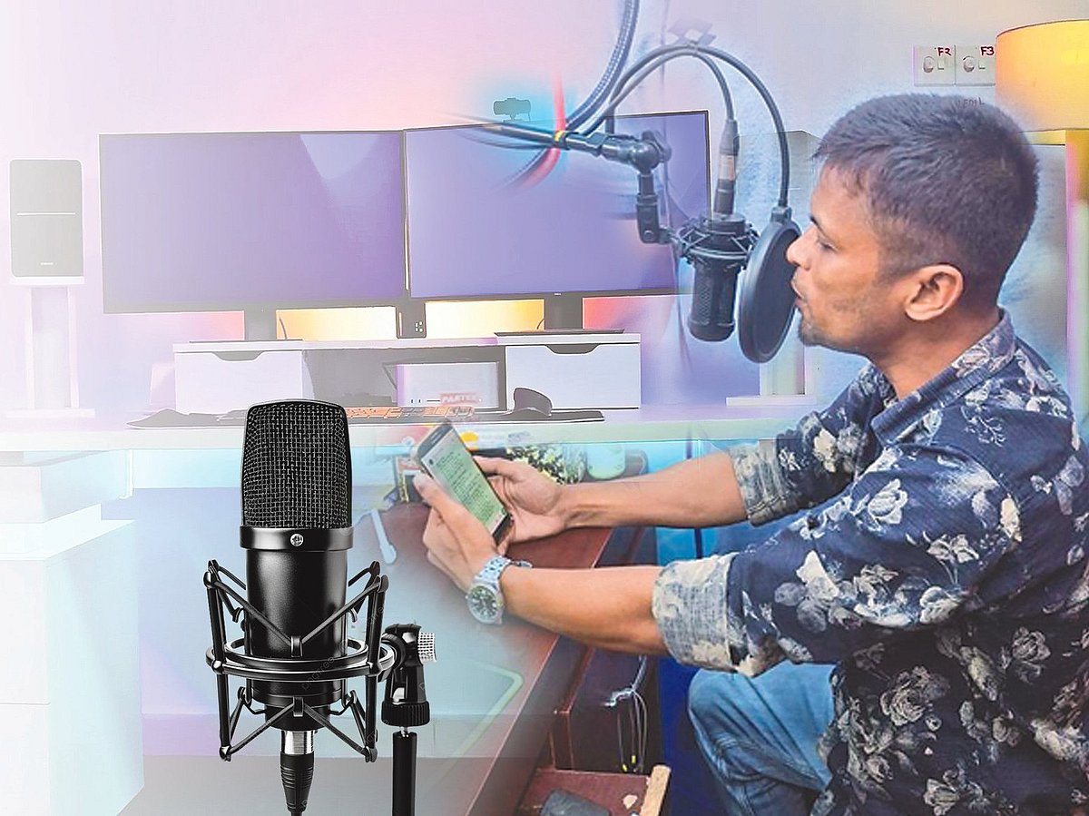 ভোটের গানের কোটি টাকার বাজার