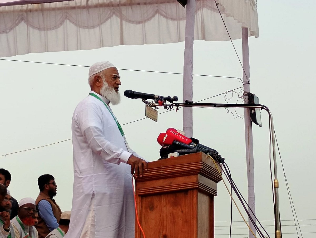 জনস্রোতে ভেসে যাওয়ার ভয়ে তাঁরা এখন ‘হ্যাঁ’ ভোটের পক্ষে বলছেন: জামায়াতের আমির