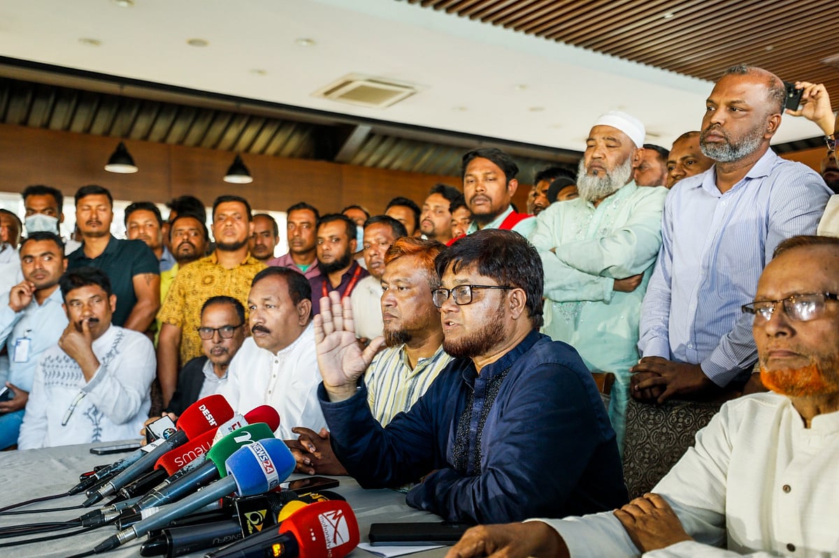 চট্টগ্রাম বন্দরে কর্মবিরতি দুদিন স্থগিত