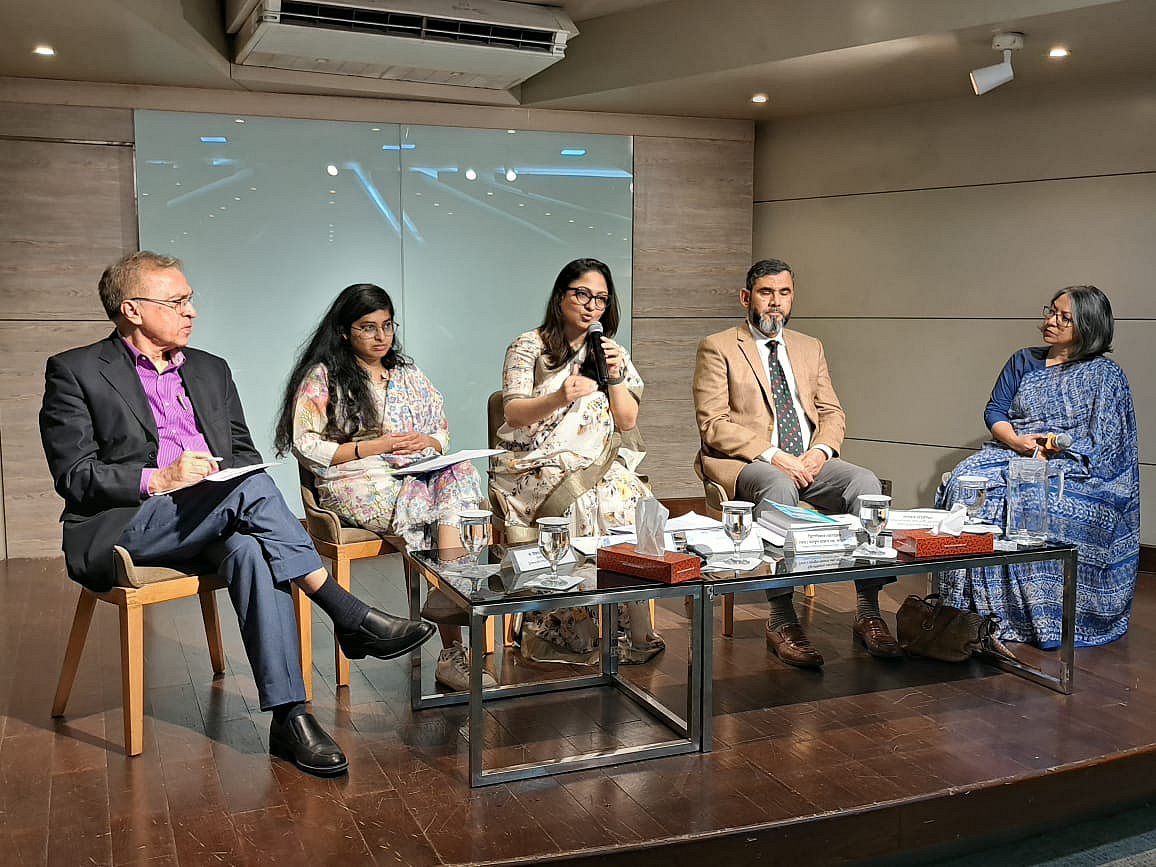 অনলাইনে নারীদের নিয়ে কুৎসা রটানো হচ্ছে