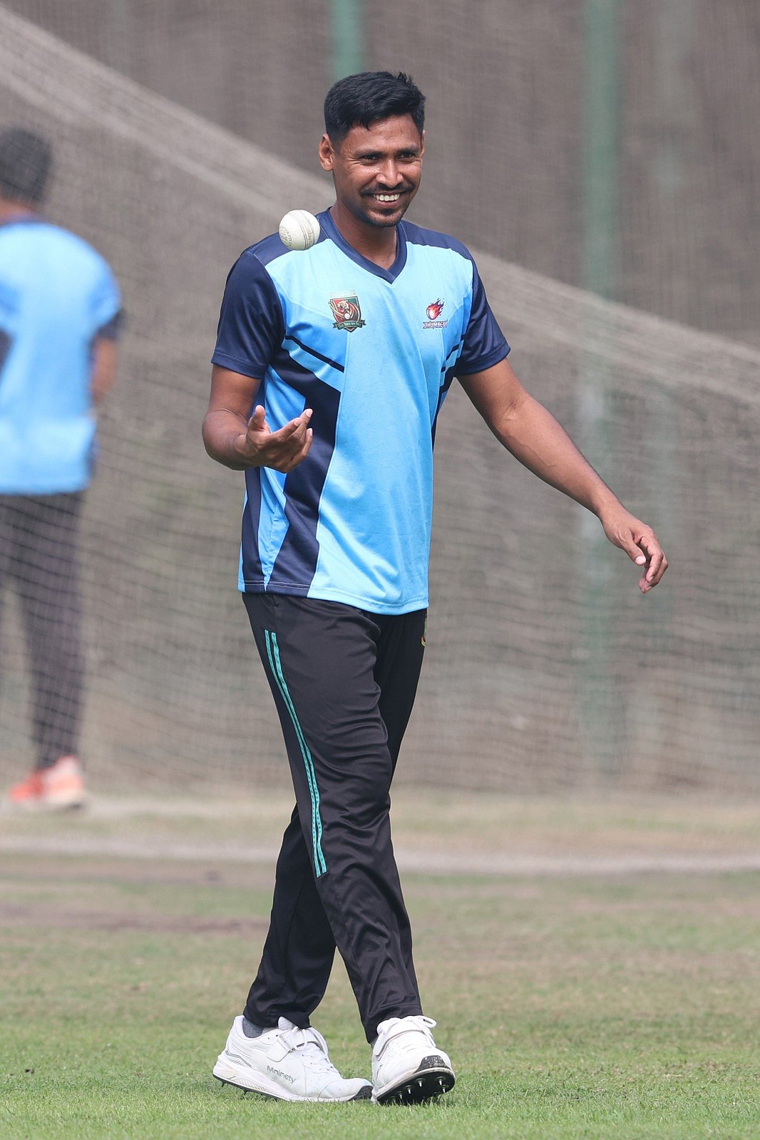 নিলামের আগেই পিএসএলে দল পেলেন মোস্তাফিজ