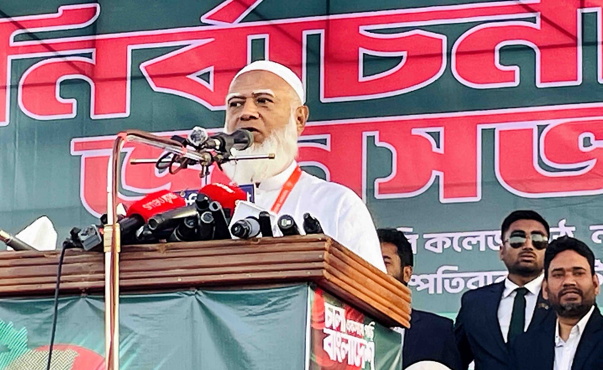 আমরা আর পেছনের ইতিহাস নিয়ে কামড়াকামড়ি করব না: জামায়াতের আমির