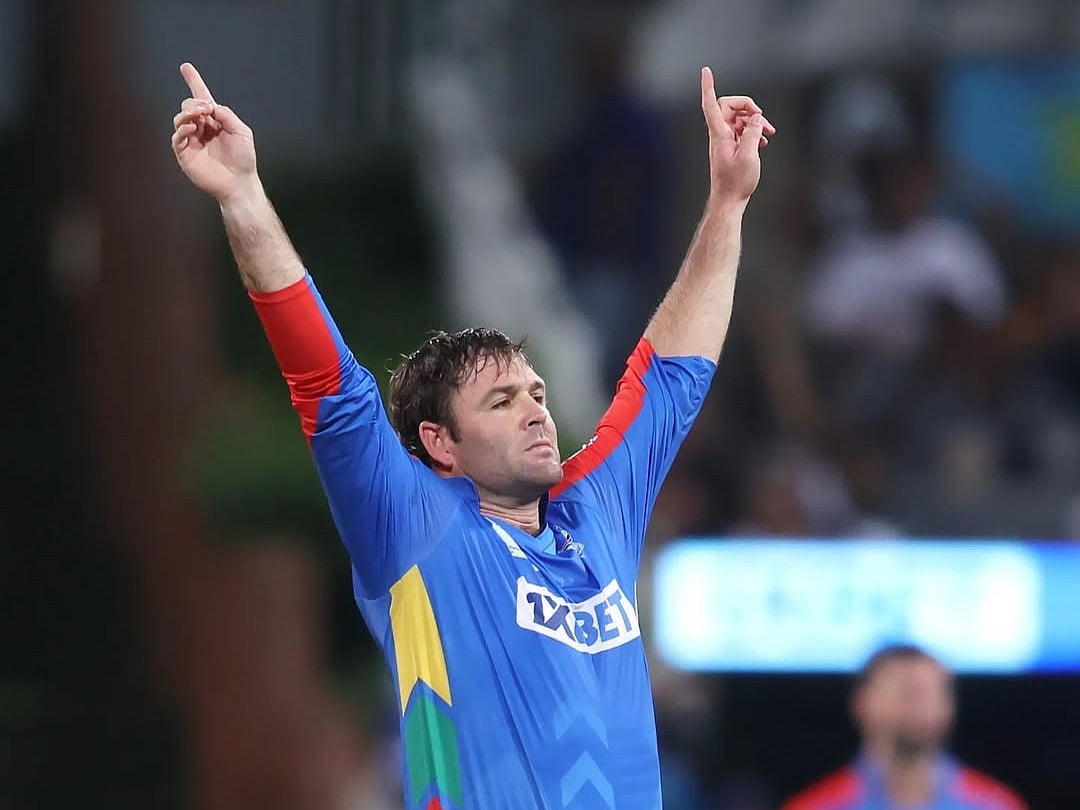 যে দেশে কখনো যাননি, সে দেশের হয়ে বিশ্বকাপ খেলতে নামছেন তিনি