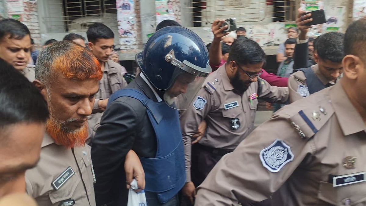 জামায়াত আমিরের এক্স অ্যাকাউন্ট হ্যাকের মামলায় বঙ্গভবনের সেই কর্মকর্তার জামিন