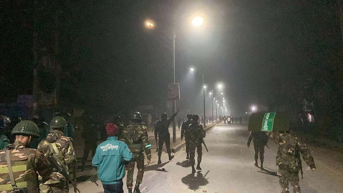 সিলেটে মধ্যরাতে সংঘর্ষে জড়ালেন পাঁচ গ্রামের মানুষ, আহত ১৫