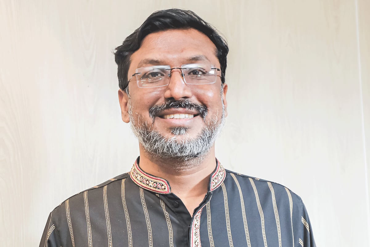 রাজনীতিবিদদের মুখে এআই নিয়ে কথা শুনতে চাই