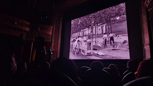থিয়েরি ফ্রেম্যু পরিচালিত প্রামাণ্যচিত্রে দেখানো হচ্ছে লুমিয়ের ভাইদের কাজ