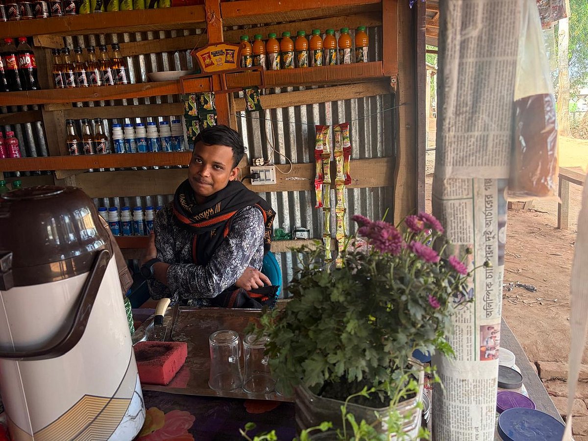 প্রতীক নয়, ব্যক্তি ও পারিবারিক পরিচয় আলোচনার কেন্দ্রে