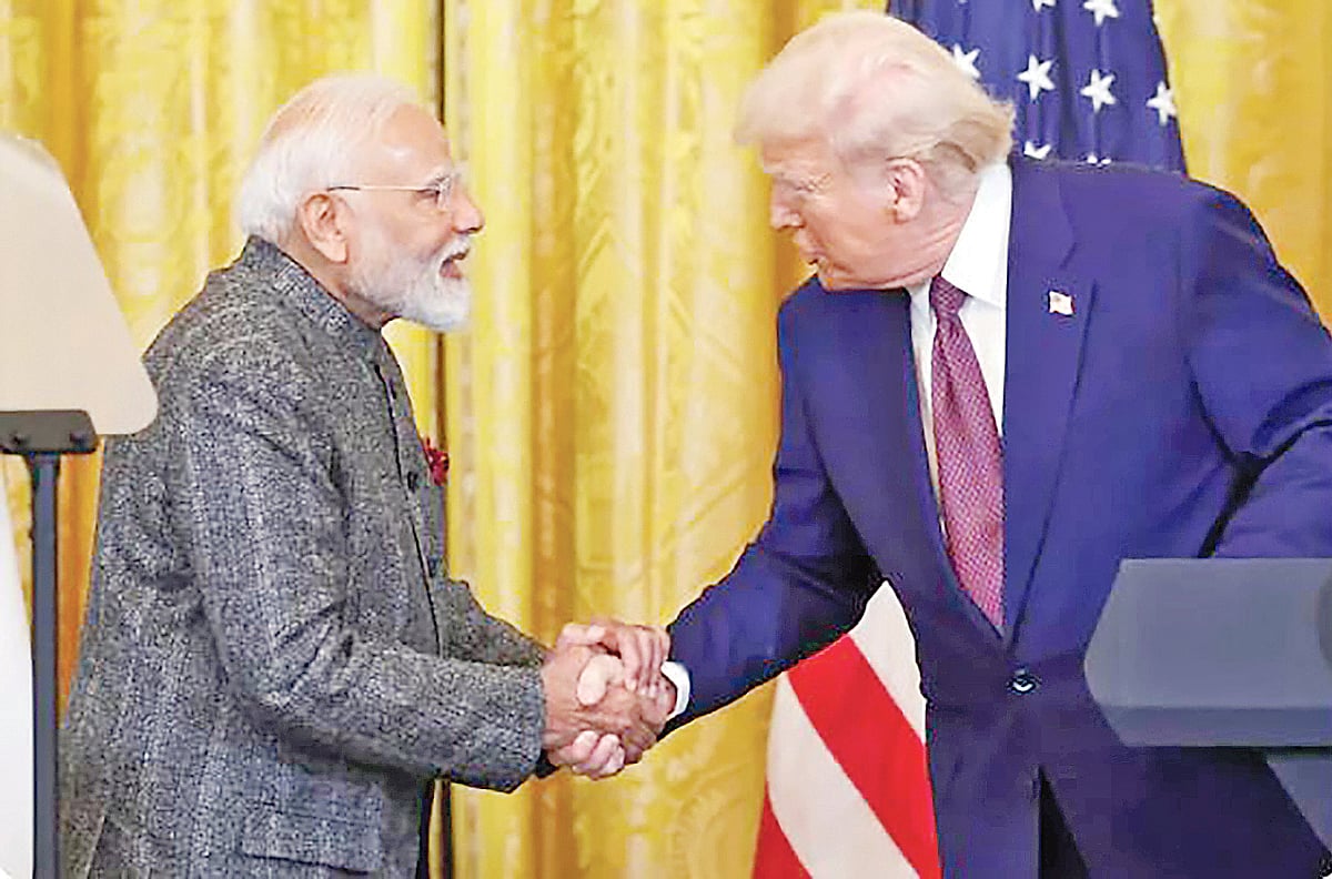 মধ্যম শক্তি হওয়ায় যে দোটানার মুখে পড়েছে ভারত