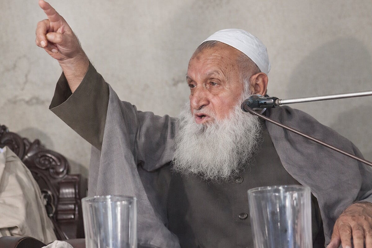 জামায়াতে ইসলামীকে ভোট দেওয়া হারাম: হেফাজত আমির