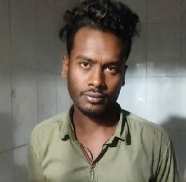 খুলনায় সেলুনে বসে ছিলেন তরুণ, টেনেহিঁচড়ে বাইরে এনে গুলি করে হত্যা