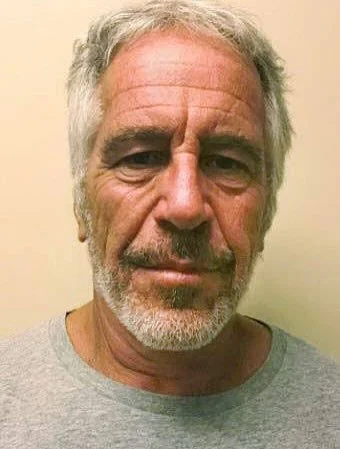 এপস্টেইনের মোট সম্পদের মূল্য ছিল আনুমানিক ৫৭৮ মিলিয়ন থেকে ৬৩০ মিলিয়ন ডলার