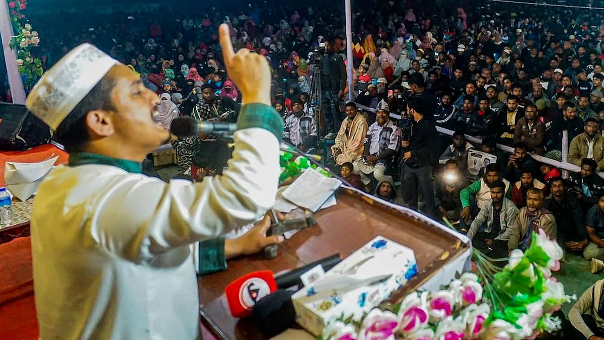 যদি ভালো হন, চাঁদাবাজদের দল থেকে বের করে দেখান: তারেক রহমানকে সারজিস আলম