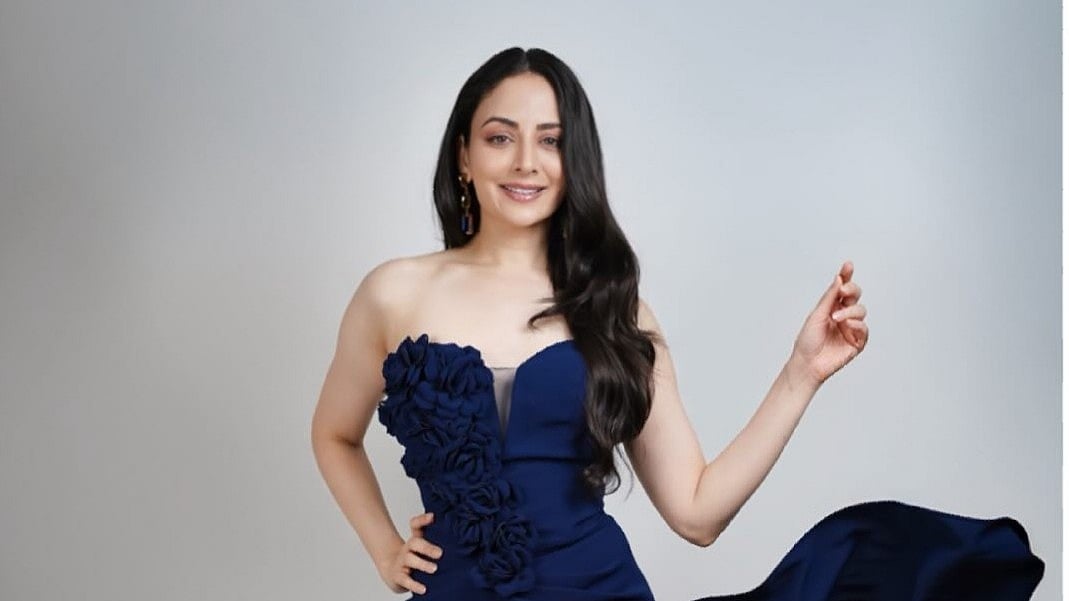 ইমেজ ভাঙার লড়াই আর নতুন পরিচয়