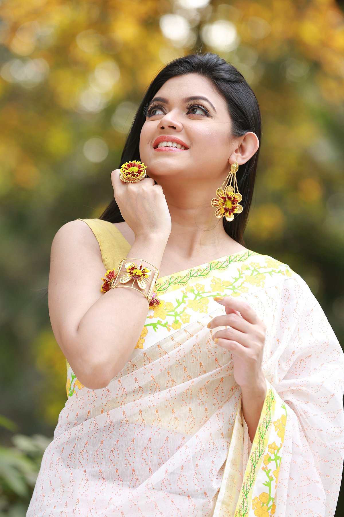 বসন্তের সাজে নাবিলা, দেখুন ৭টি ছবি