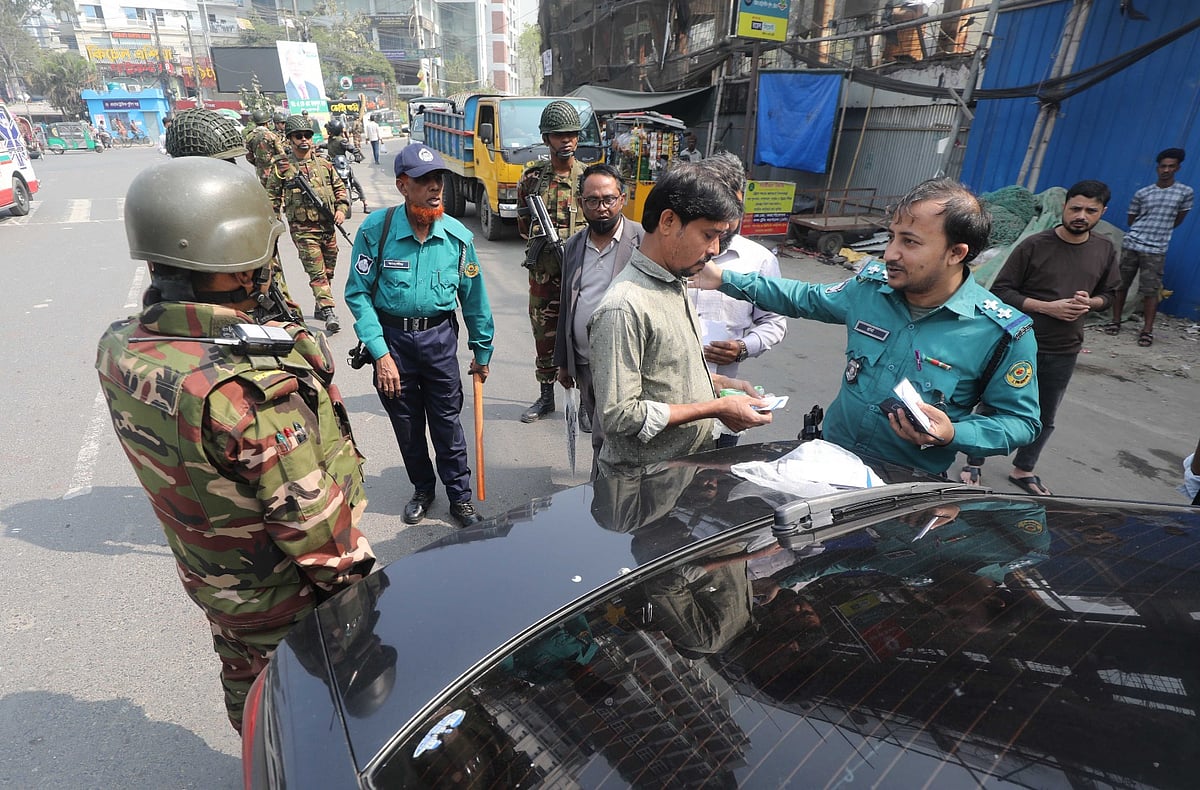 ভোটের আগে সারা দেশে নিরাপত্তা জোরদার