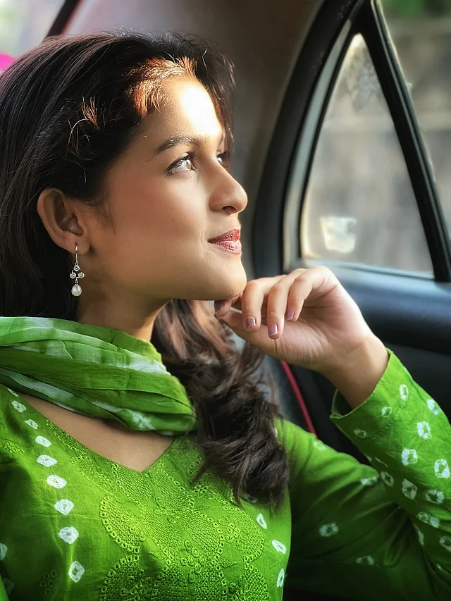 নির্বাচনী ফ্যাশন নিয়ে একটু ভাবনাচিন্তা তো করাই যায়