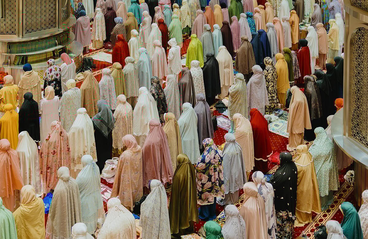 মক্কা–মদিনার পবিত্র মসজিদে এবারও তারাবি ১০ রাকাত