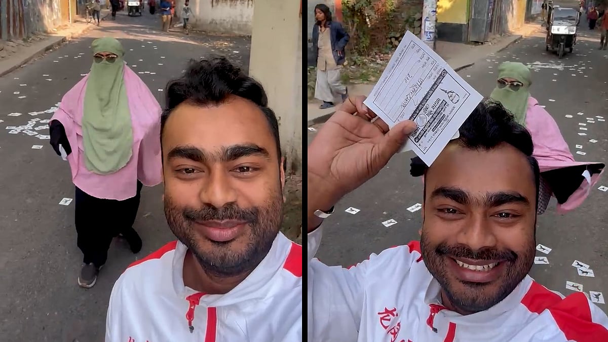 মাকে নিয়ে ভোটকেন্দ্রে ছেলে, উচ্ছ্বাসের মুহূর্ত